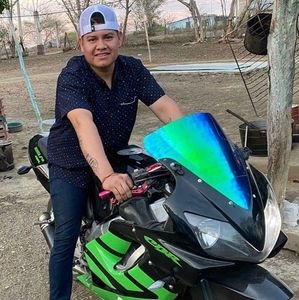 Meet your Posher, Julio